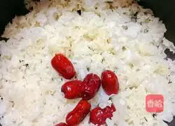 Illustration of how to make papaya and white fungus soup 5