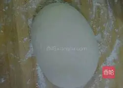 Illustration of how to make beef and radish stuffed buns 6