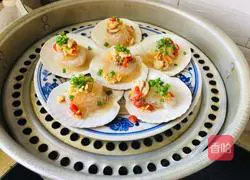 Illustration of how to make steamed scallops with oyster sauce and garlic chili sauce 11