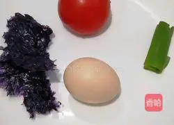 Tomato, seaweed and egg drop soup Illustration of how to make soup 1