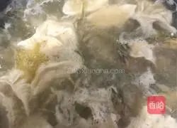 Illustration of how to cook yellow bone fish dumplings 4