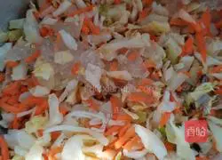 Illustration of how to make hot noodles and steamed dumplings 1