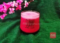 Illustration of how to make dragon fruit and tomato whitening juice 12