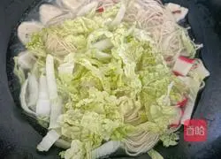 Illustration of braised noodles 8