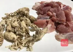 Illustration of how to make golden cicada stewed beef meat (serves 3 people) 2