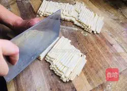 Illustration of Braised Pork Noodles 14