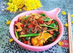 Illustration of how to make stir-fried vermicelli with leeks and eggs 17