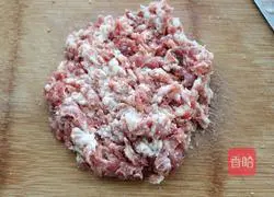  Illustration of how to make mushroom and carrot meat buns 2