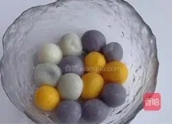 Illustration of making glutinous rice balls and sago 5