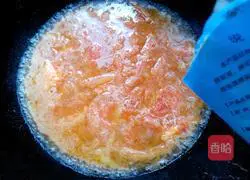 Illustration of how to make tomato and egg noodles 4