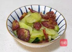 Illustration of how to make fried bacon with cucumber 6