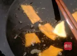 Illustration of how to make fried steamed buns 4