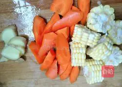 Corn, Carrot and Chicken Leg Soup Recipe Illustration 2