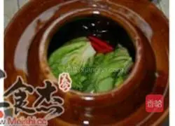 Illustration of homemade sauerkraut 2