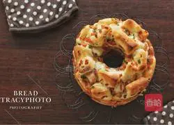 Chives and Bacon Hands Illustration of how to tear a bag 14