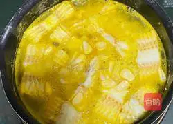 Illustration of how to make cod fillets in sour soup 4