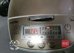 Recipe for Red Dates, Lotus Seeds and Lily Tremella Soup 5