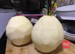 Illustration of how to make rock sugar snow pear 1