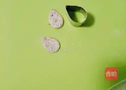 Illustration of how to make fat-headed fish steamed buns 7