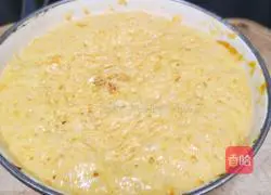 Illustration of how to make pumpkin hair cake 6