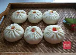 Xinwen Gourmet Carrot and Mutton Buns Recipe Illustration 12