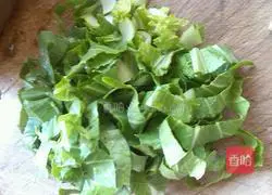 Illustration of how to make mushroom and tofu soup 3