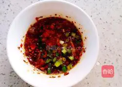 Illustration of how to make cold noodles with shredded chicken 6