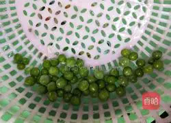 Illustration of how to make goldfish dumplings 13