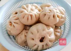 Illustration of how to make steamed buns 10