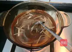 Illustration of how to make fresh clam and winter melon soup 9