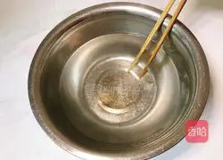 Clam seafood soup recipe illustration 2