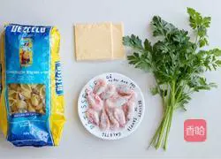 Sweet Illustration of how to make shrimp and shell noodles 1