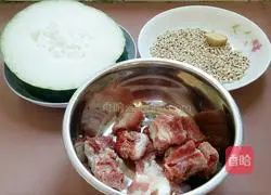 Winter Melon, Barley and Pork Ribs Soup Recipe Illustration 1