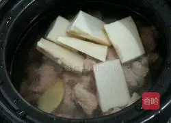Illustration of how to make pork ribs and yam soup 5