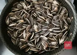 Illustration of how to prepare your own snacks and fried sunflower seeds 4