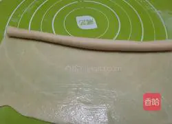 Illustration of how to make sesame crispy cake 6