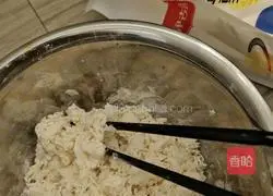 Illustration of how to make buns stuffed with lanceol filling 4