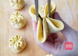 How to make lucky bag bean paste buns 3