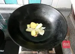 Illustration of how to make tomato stewed beef brisket 9