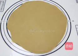 Illustration of how to make crispy cat ears 5