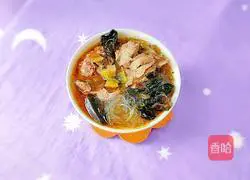 Agaric, pickled cabbage, vermicelli and duck soup Illustration of how to do it 1