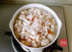 Three Fresh Meatball Soup Illustration 11