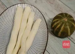 Illustration of how to make gold and silver soup 1