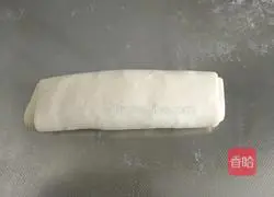 Illustration of how to make salt and pepper black sesame rolls 7