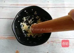 Illustration of how to make garlic pork liver 4