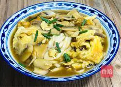 Illustration of how to make mushroom and egg braised noodles 11