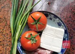 How to make white tofu and tomato soup Illustration 1