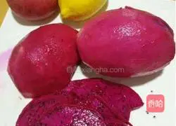 Illustration of how to make dragon fruit enzyme 2