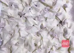 Illustration of how to make chicken soup wontons 2 