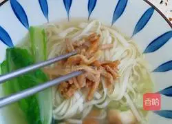 Illustration of how to make shredded pork hot noodles 10